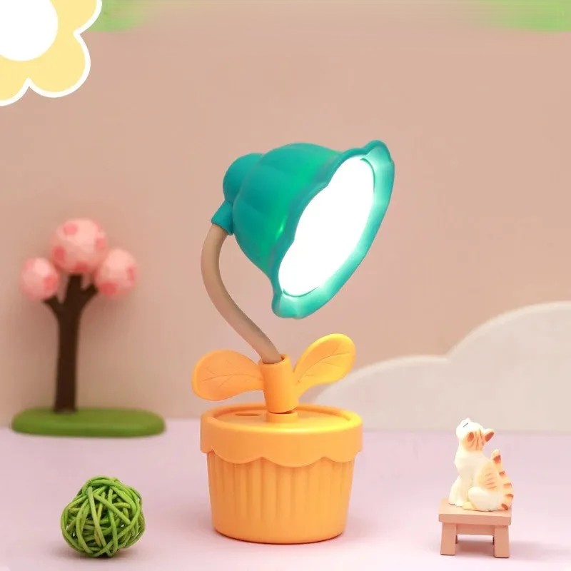 Cute Flower Shape Night Light LED Table Lamp (USB Rechargeable)